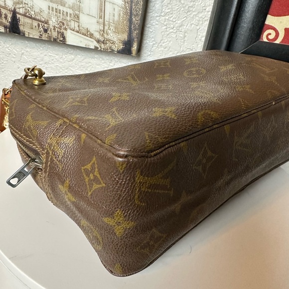 ✅#11 Authentic Louis Vuitton Monogram Crossbody Bag - Picture 14 of 14